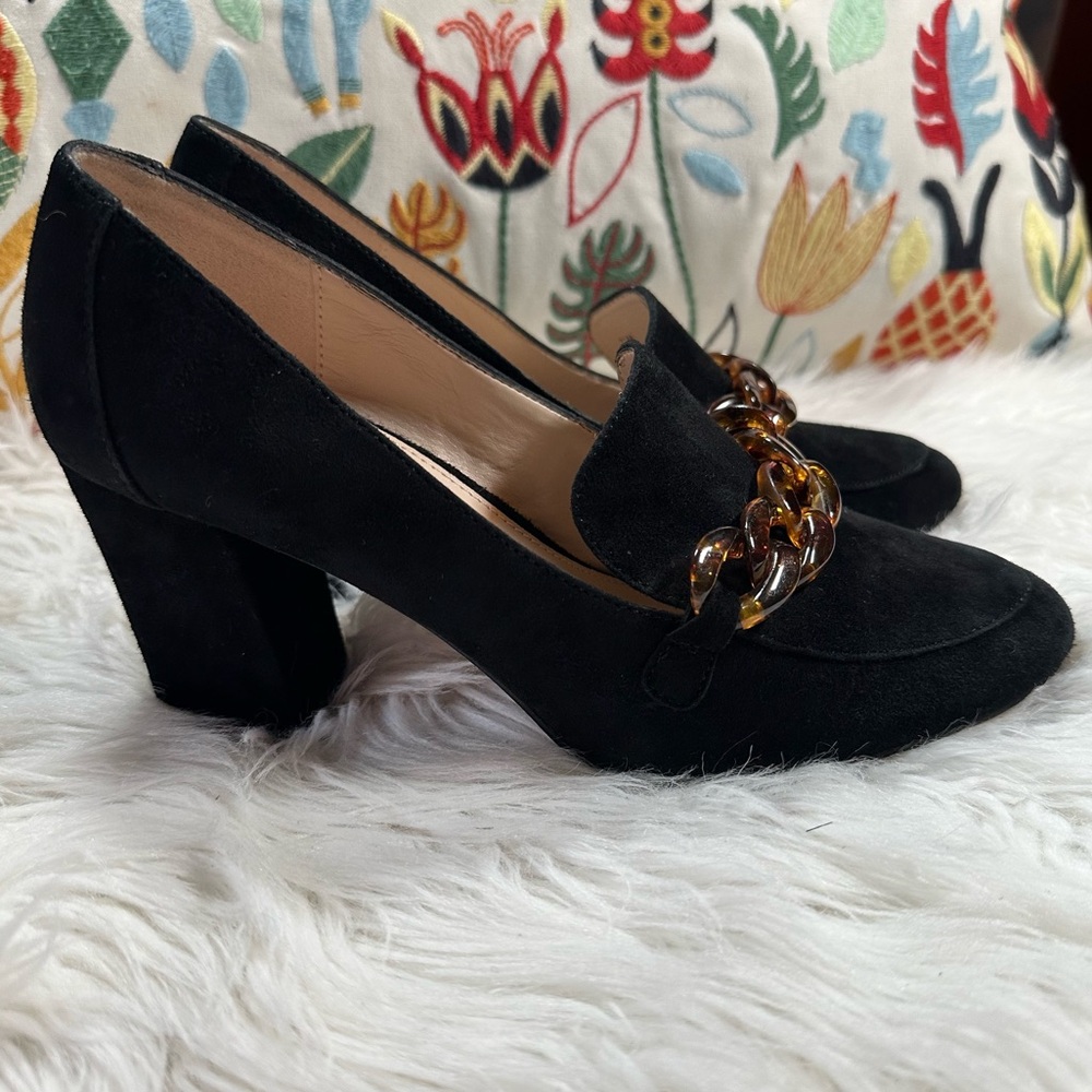 Pelle Moda • Kid Suede Esra Loafer Pump with Chain